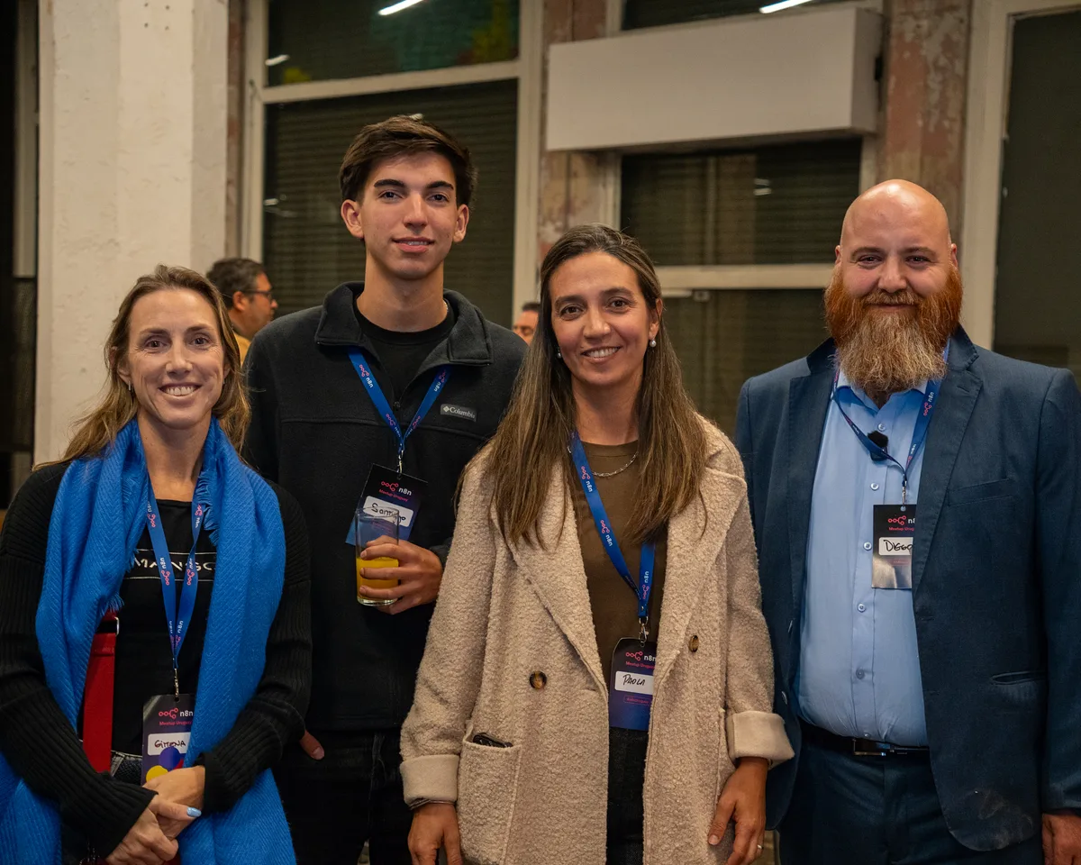 Networking entre asistentes del n8n Uruguay Meetup
